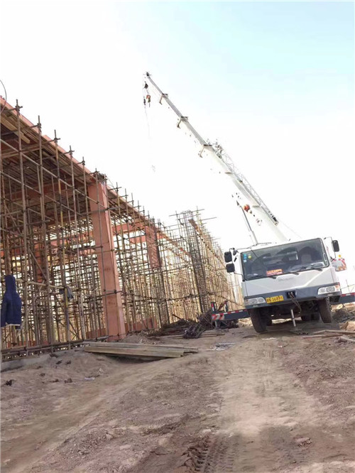 西青区吊车作业的安全注意事项有哪些？